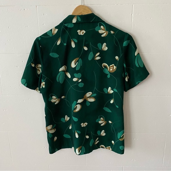 Vintage Blouse with Ornate Buttons - Picture 7 of 8